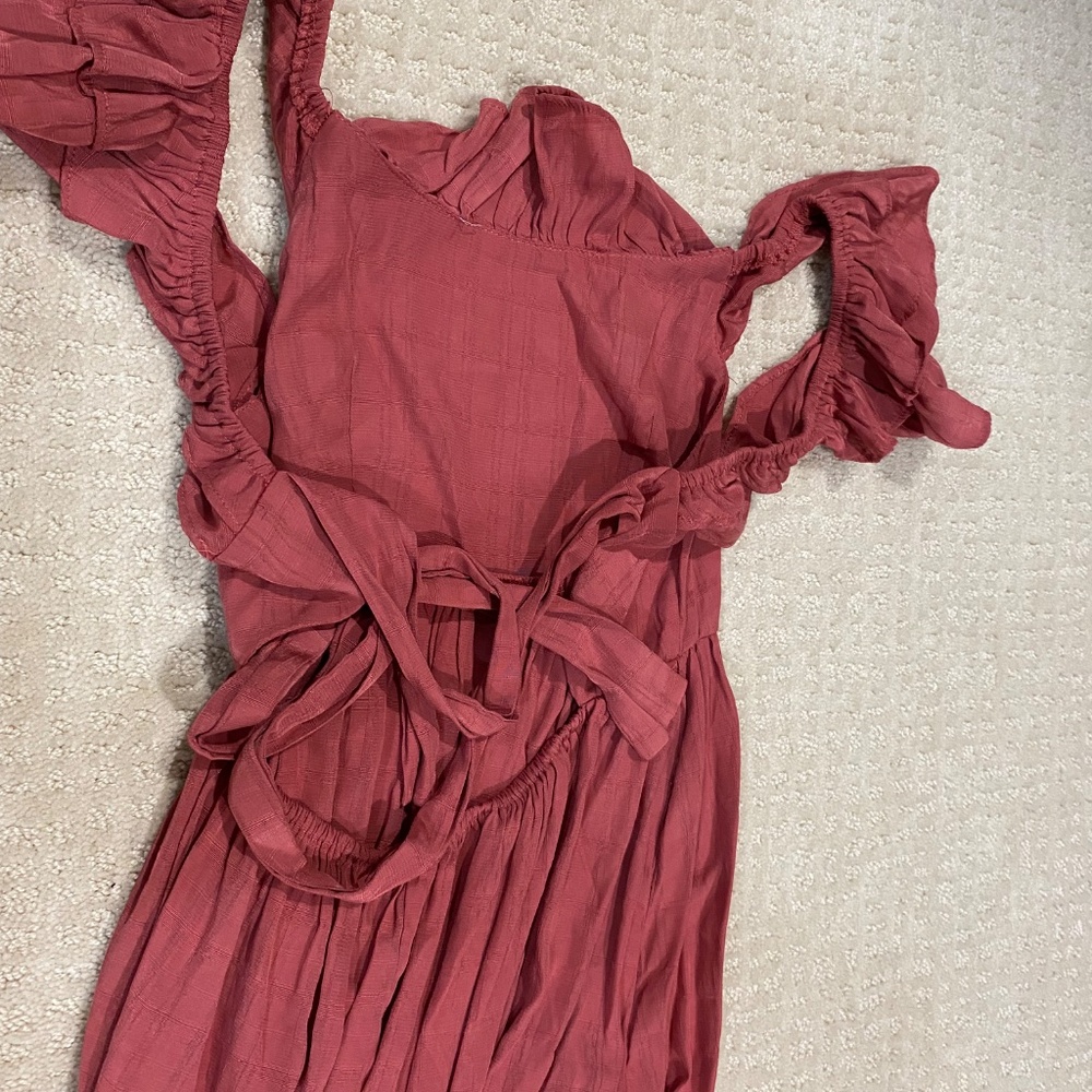 Dress - Picture 3 of 3